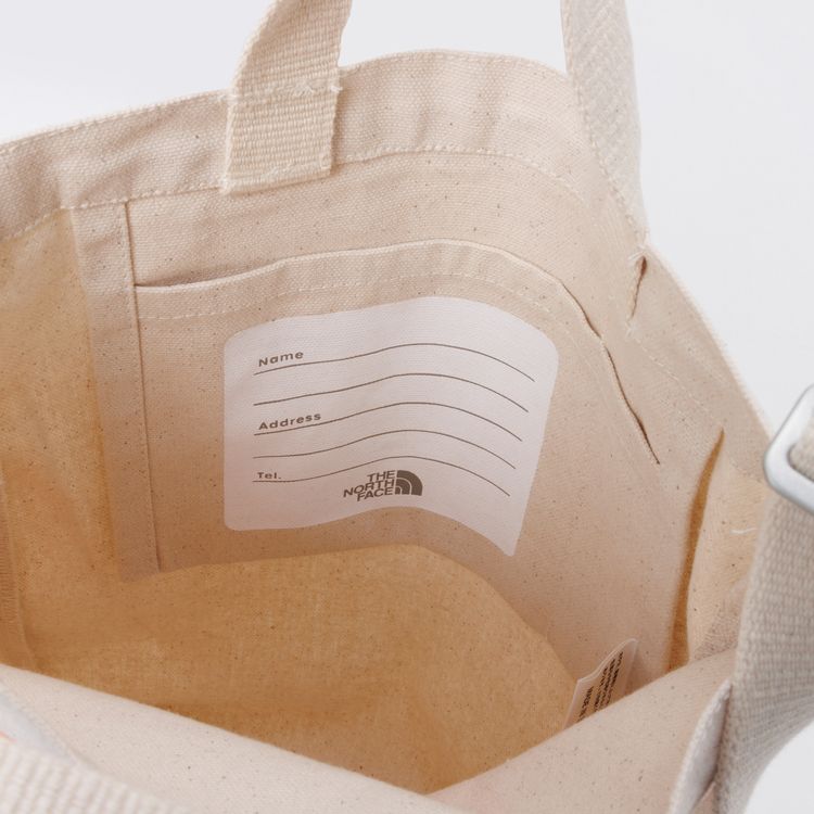 子供用通塾用男の子女の子小さ目のおしゃれカッコイイアウトドアブランド甥っ子姪っ子孫用こどもの日クリスマス誕生日プレゼントギフト