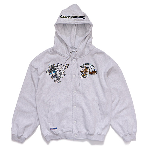 シークエンズ【SEQUENZ】TJ RAMUNE SHOT SNAP HOODIE トムとジェリー スナップフーディ パーカー 刺繍 裏起毛 ユニセックス キャラクター ストリート | SEQUENZE | 02