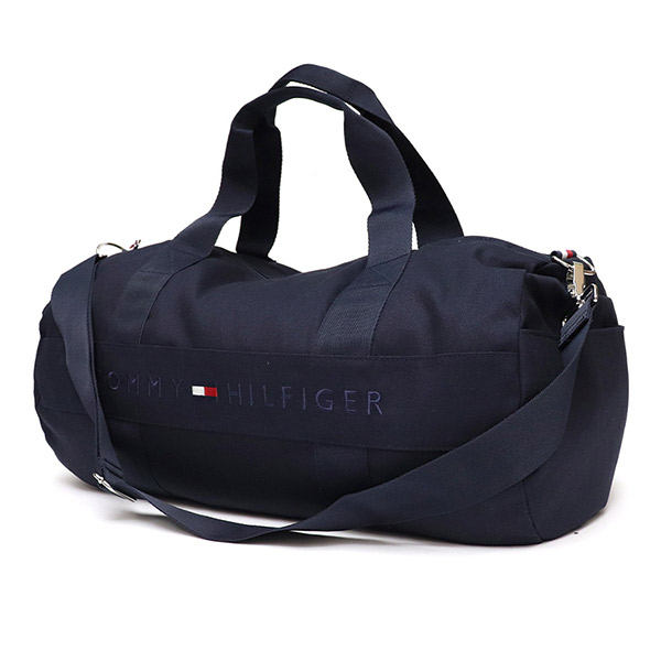 Hilfiger duffle 2024