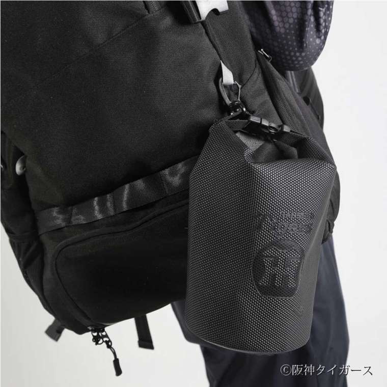 阪神タイガース ウォータープルーフバッグ BODYMAKER ボディメーカー BE047 阪神  タイガース ウォーター プルーフ バッグ 小物入れ 鞄 防水 | BODYMAKER | 06
