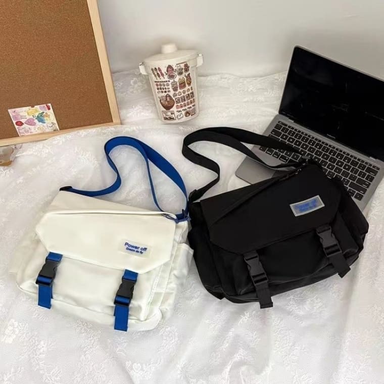超軽量190g メッセンジャーバッグ 撥水 8インチ対応 ミニショルダー 斜 超軽量190g メッセンジャーバッグ 撥水 8インチ対応 ミニショルダー 斜