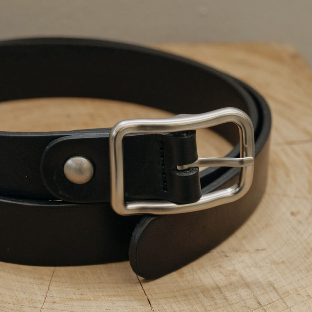 TODAYFUL レザーベルト　ブラック　牛皮 TODAYFUL 再入荷/即日発送(火曜除く)/TODAYFUL トゥデイフル