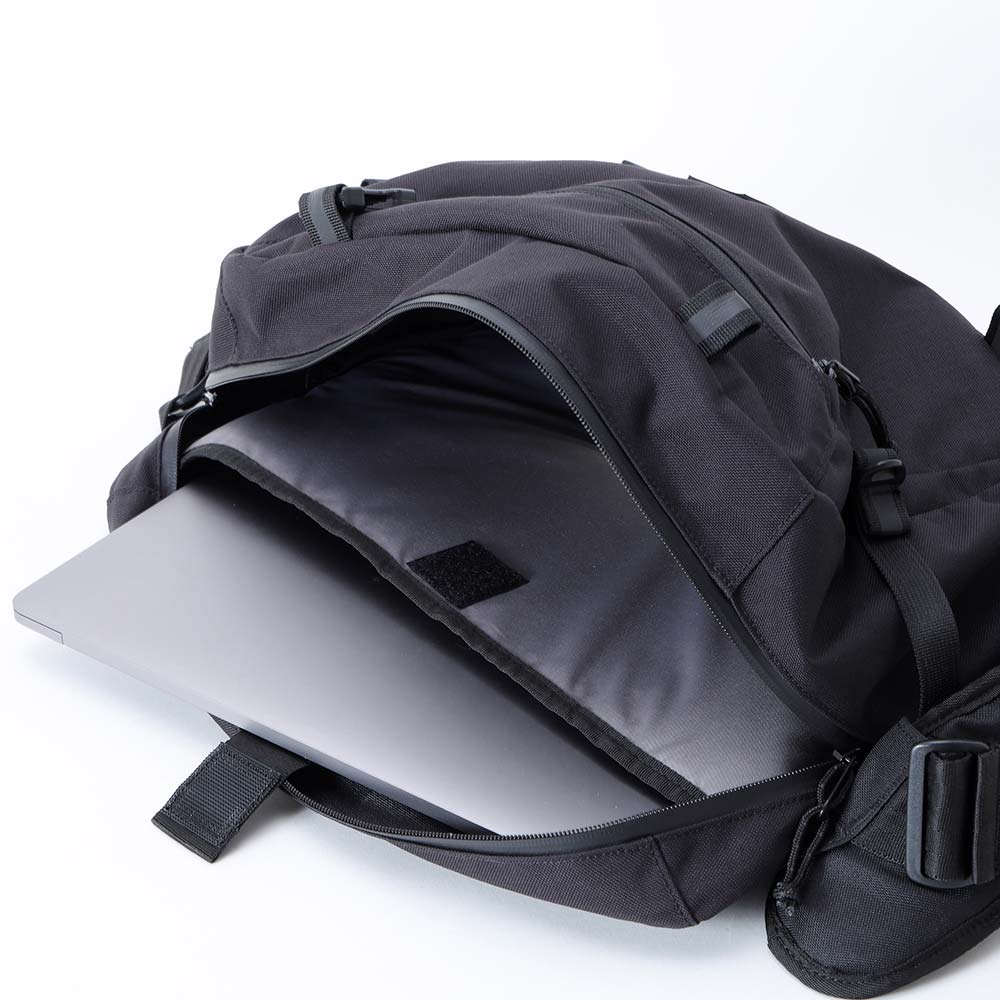 クローム カデット マックス スリング バッグ CHROME KADET MAX SLING BAG BLACK バッグ メッセンジャーバッグ ★耐水 15L BG351BK | CHROME | 09