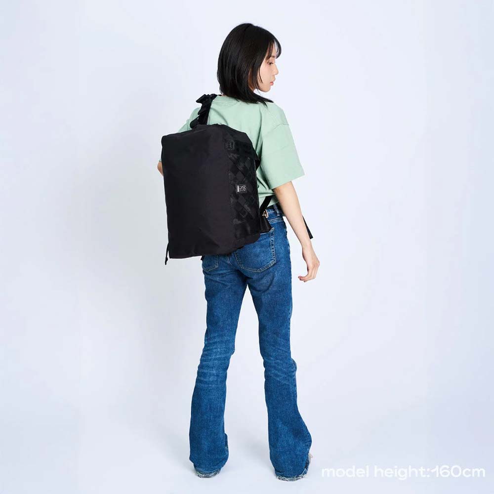 【1回使用・雨天未使用】CHROME BARRAGE DUFFLE タグ等付 CHROME（クローム） SALE バラージ 32L ダッフル CHROME BARRAGE 32L