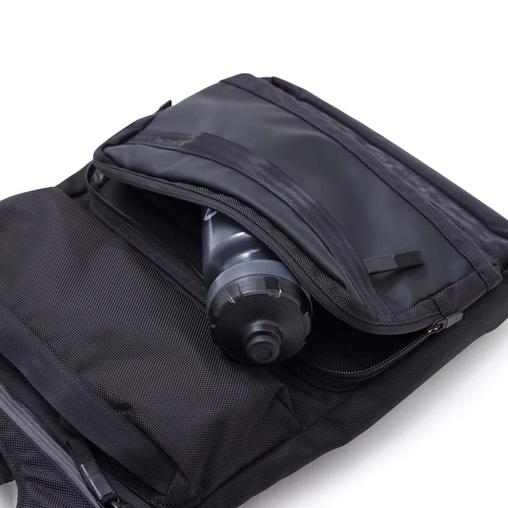 CHROME（クローム） アクセル ブリーフ パック スリム CHROME AXCEL