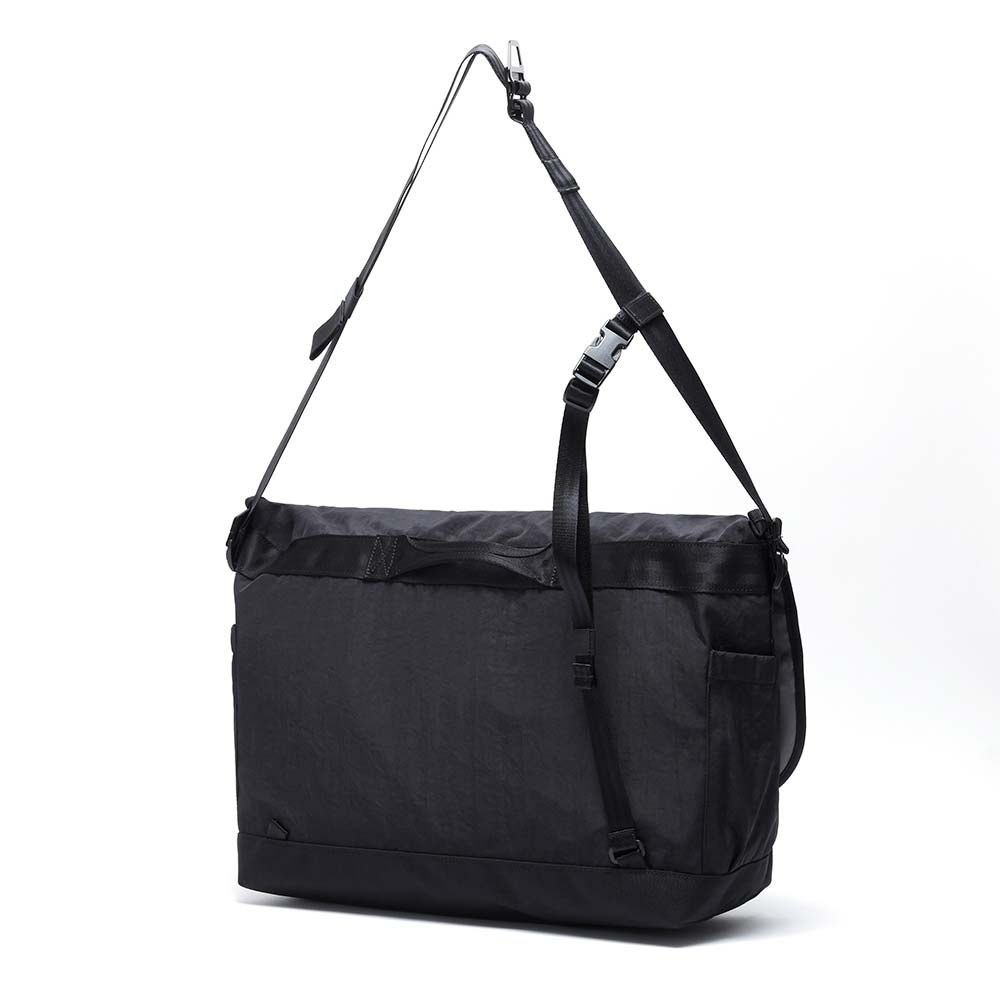 CHROME（クローム） クーリエ フラップ メッセンジャー 20L CHROME