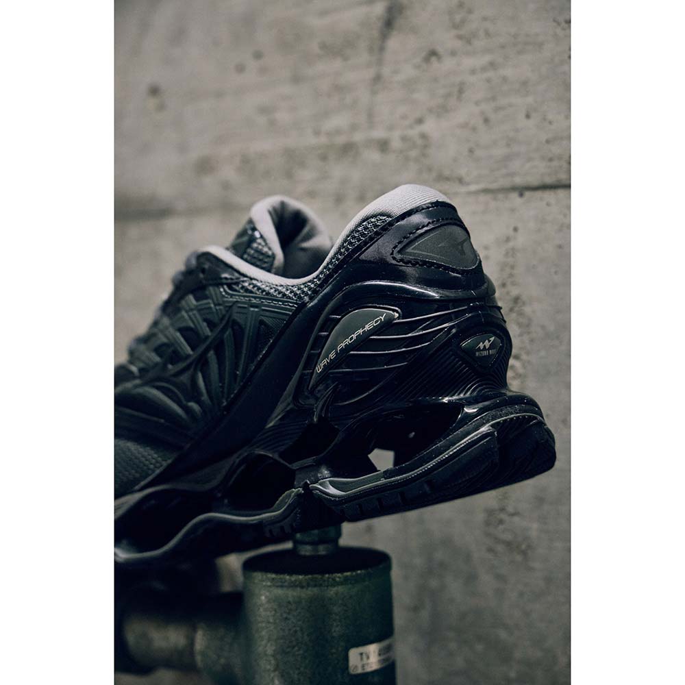 MIZUNO（ミズノ） MIZUNO WAVE PROPHECY LS グレー×ブラック