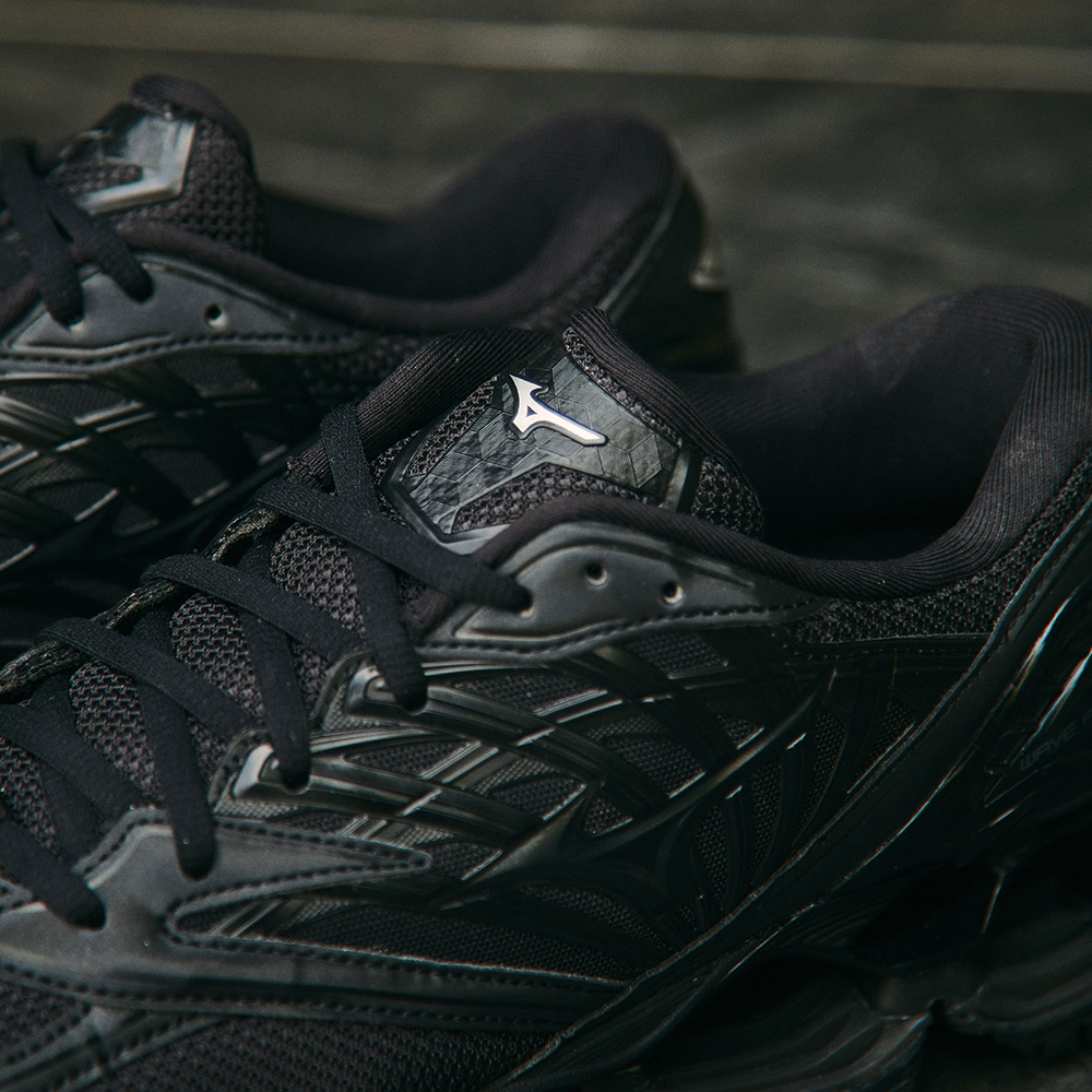 MIZUNO WAVE PROPHECY LS 