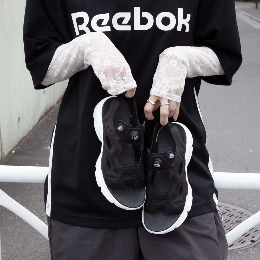 Reebok リーボック インスタポンプフューリー サンダル