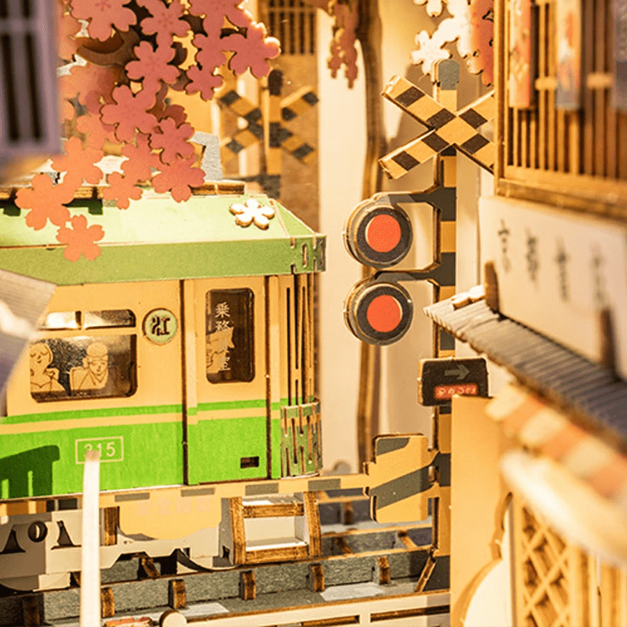 ミニチュアバス多数26台 ケース展示品【美品】 Amazon.co.jp: cxiiuui 1/64 ミニカー 収納 ディスプレイ ケース