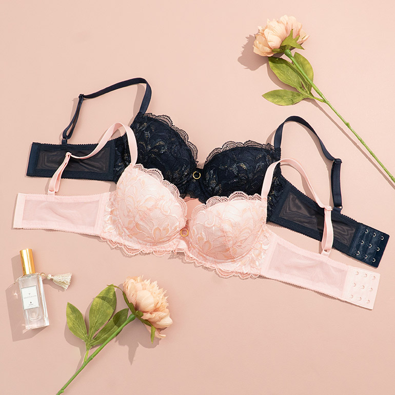 BRADELIS NewYork（ブラデリスニューヨーク） 育乳ブラ ブラジャー
