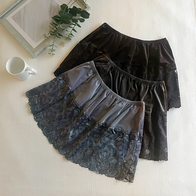 ブラデリス ちょい足しレーシーベロアお尻カバー