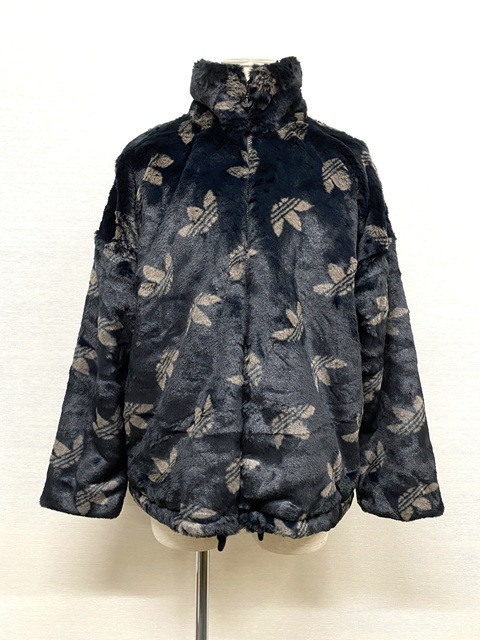 adidas Originals モノグラム ファージャケット （ブラック/ベージュ