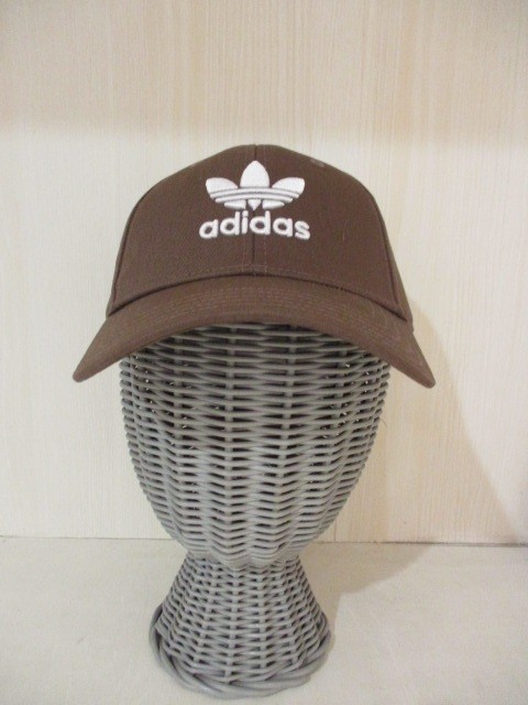 adidass Originals トレフォイル ベースボールキャップ（アース