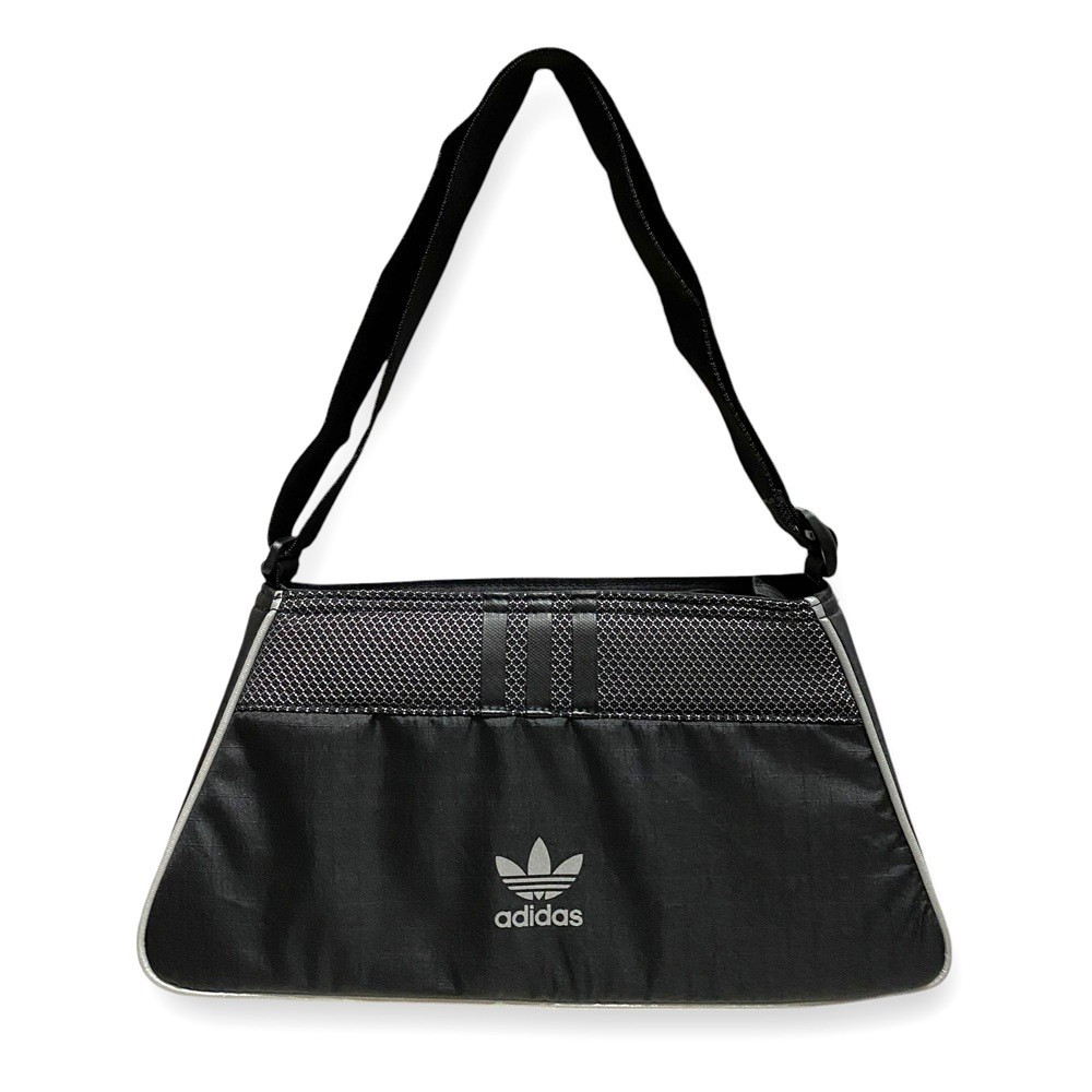 adidas Originals ミニエアライナーバッグ （ブラック/シルバー