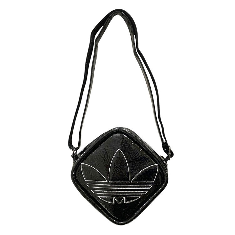 adidas Originals アディカラー プレミアム クラシック ダイヤモンド