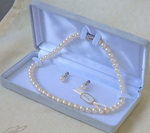 日本製 岩佐(イワサ） 貝パール マグネット留め仕様 ネックレス