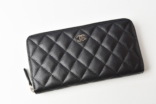 シャネル CHANEL 折財布