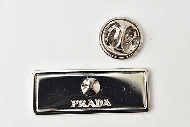 プラダ ピンブローチ/ピンバッジ 3点セット PRADA アクセサリー 