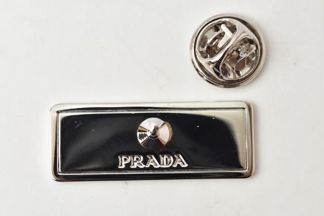 PRADA（プラダ） ピンブローチ/ピンバッジ 3点セット アクセサリー