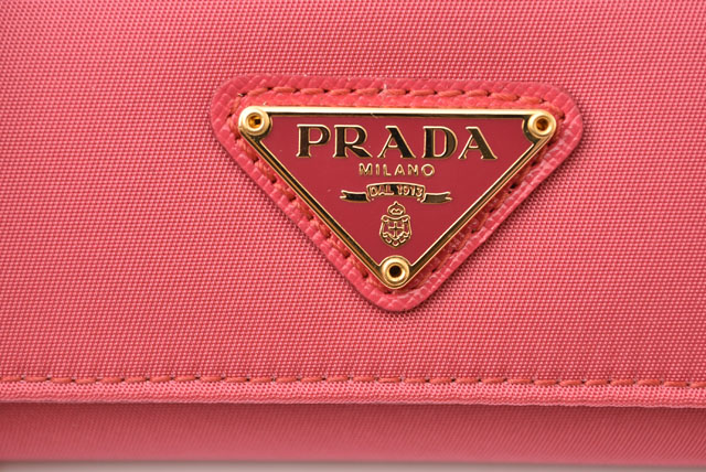 プラダ　PRADA