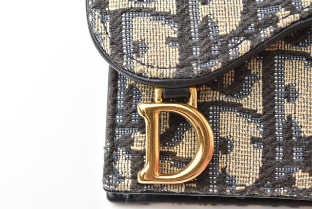 クリスチャン・ディオール　Dior　