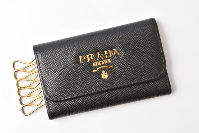 プラダ　PRADA