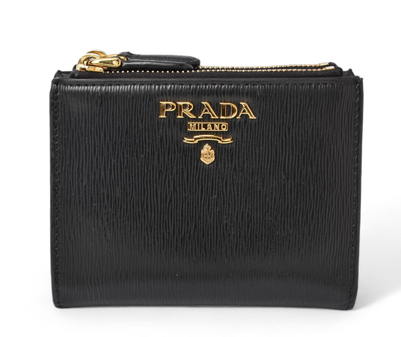 プラダ　PRADA