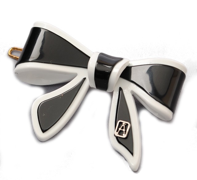 アレクサンドルドゥパリ ヘアクリップ