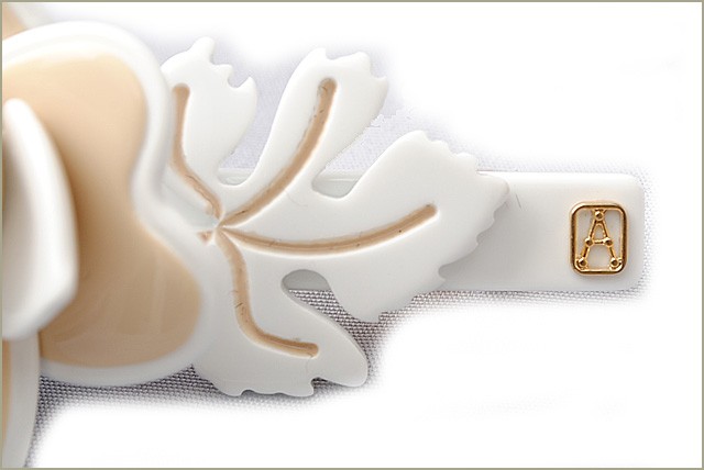 アレクサンドルドゥパリ ヘアクリップ