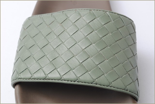 BOTTEGA VENETA　ボッテガ・ヴェネタ　