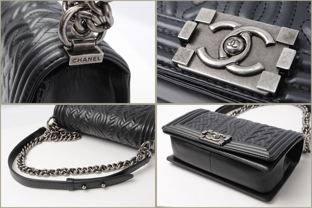 シャネル　CHANEL　折財布