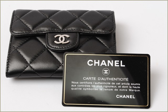 シャネル CHANEL 財布