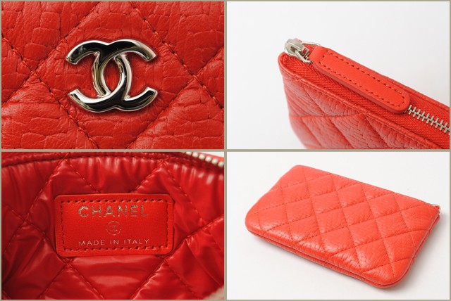 シャネル　CHANEL　折財布