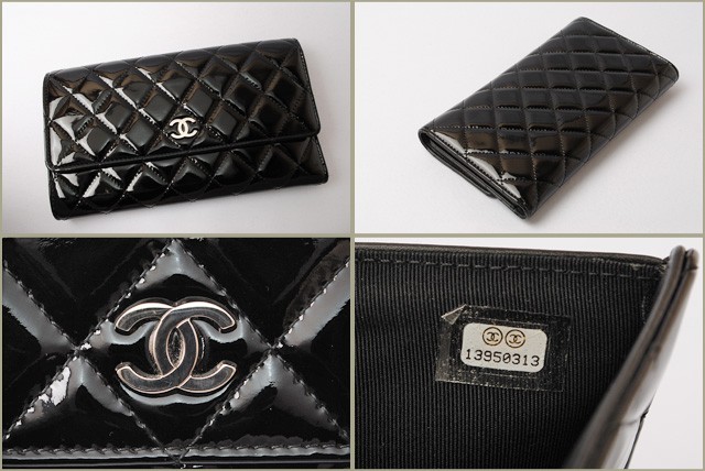 シャネル　CHANEL　折財布
