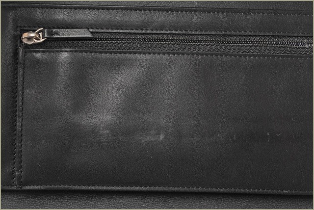 シャネル　CHANEL　折財布