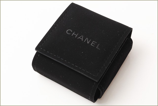 CHANEL シャネル ピアス CCマーク ブラック/シルバー