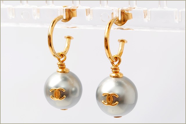 CHANEL シャネル ピアス CCマーク ブラック/シルバー