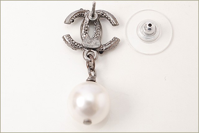 CHANEL シャネル ピアス CCマーク ブラック/シルバー