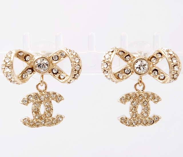 CHANEL シャネル ピアス CCマーク ブラック/シルバー