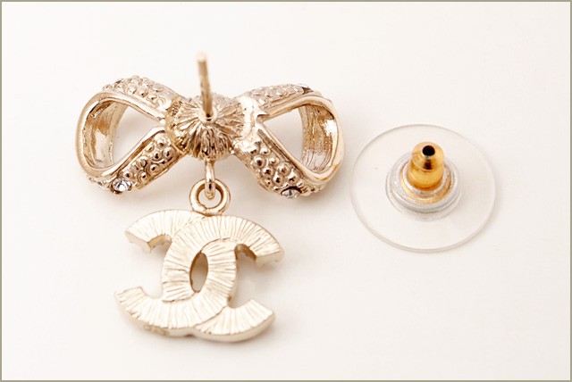 CHANEL シャネル ピアス CCマーク ブラック/シルバー