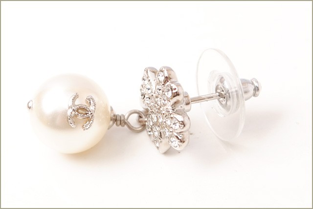 CHANEL シャネル ピアス CCマーク ブラック/シルバー