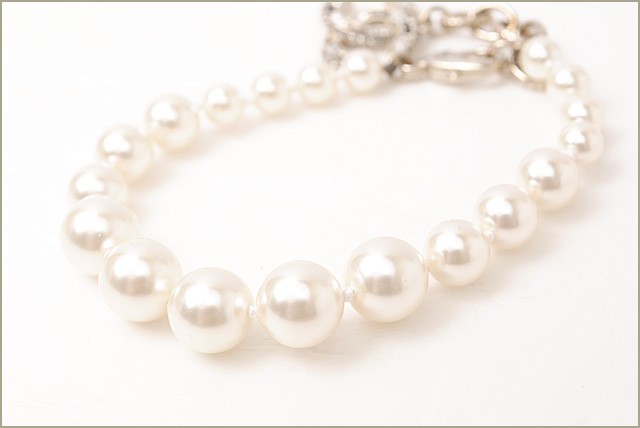 CHANEL シャネル ピアス CCマーク ブラック/シルバー