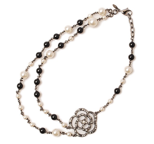 CHANEL シャネル ピアス CCマーク ブラック/シルバー