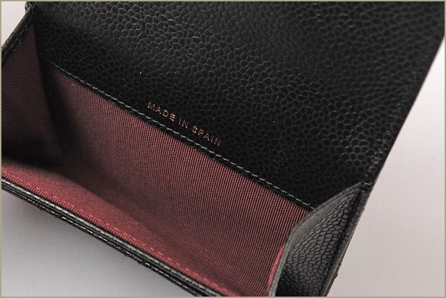 シャネル　CHANEL　折財布