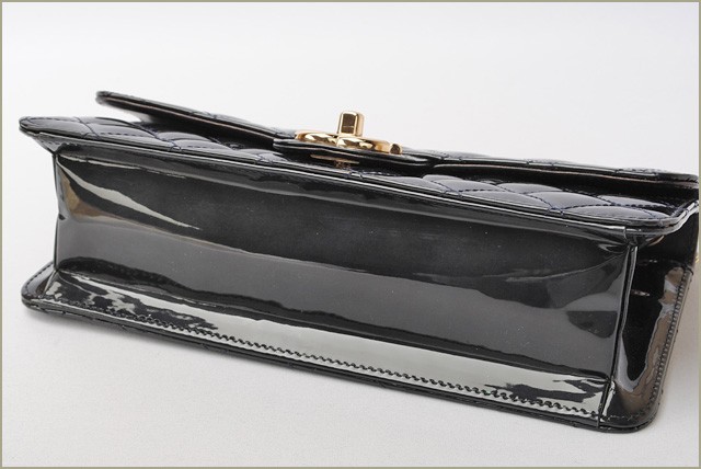 CHANEL シャネル 