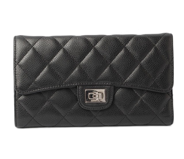 シャネル　CHANEL　折財布