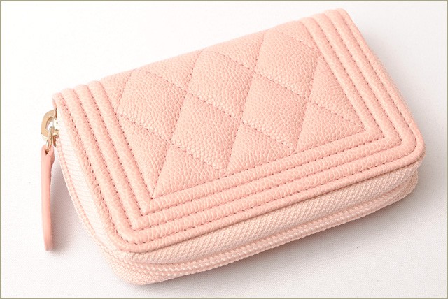 シャネル　CHANEL　折財布