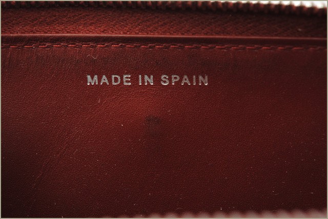 シャネル　CHANEL　折財布