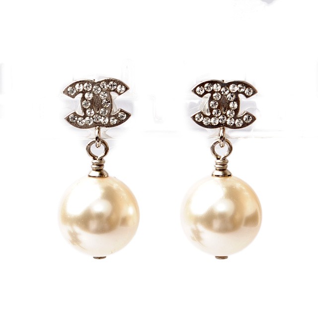 CHANEL シャネル ピアス CCマーク ブラック/シルバー
